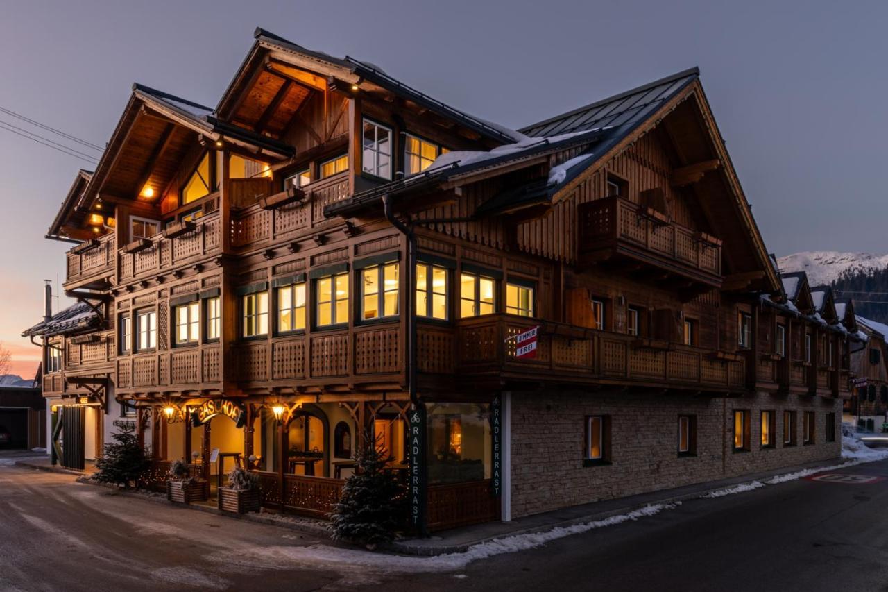 Wander- Und Wellnesshotel Kanzler باد ميترندورف المظهر الخارجي الصورة